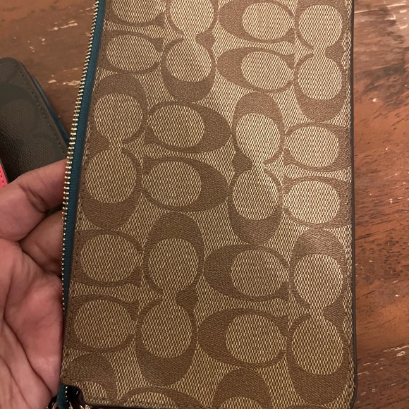 Coach ColorBlock Poppy Crossbody Bag with Detachable Cardholder Multicolor - Picture 4 of 11